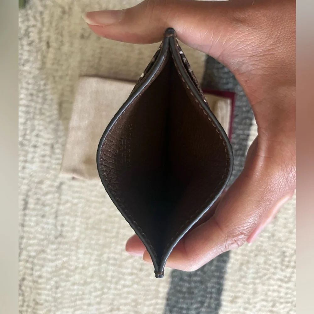 ✨NEW✨ Gucci Men’s GG Shadow Brown Card Case